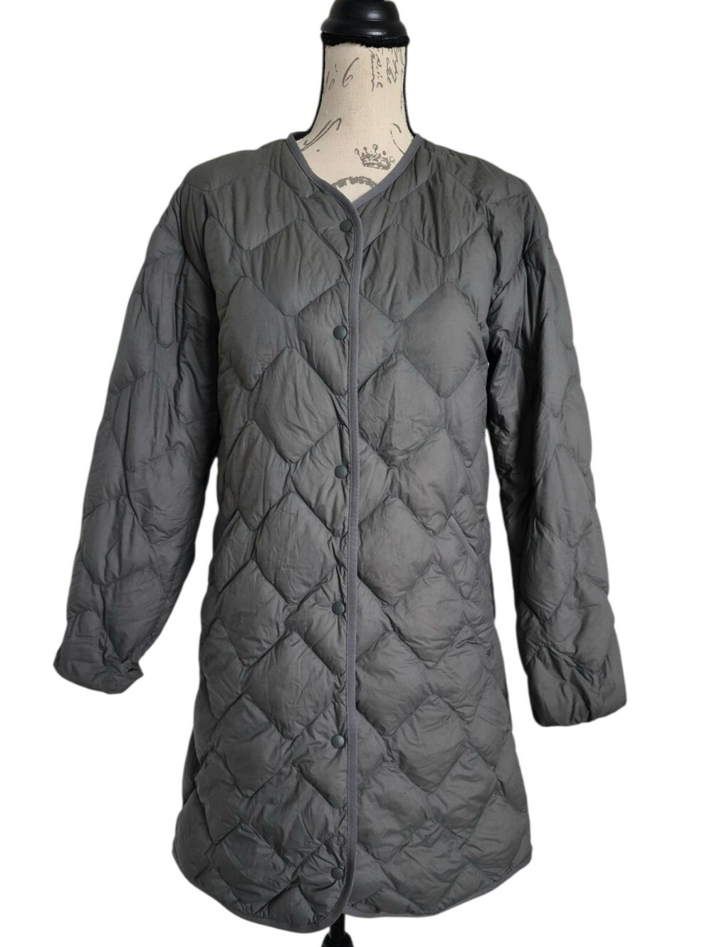 UNIQLO Ultra Light Down Relaxed Coat XS grey Quilted Collarless Puffer jacket